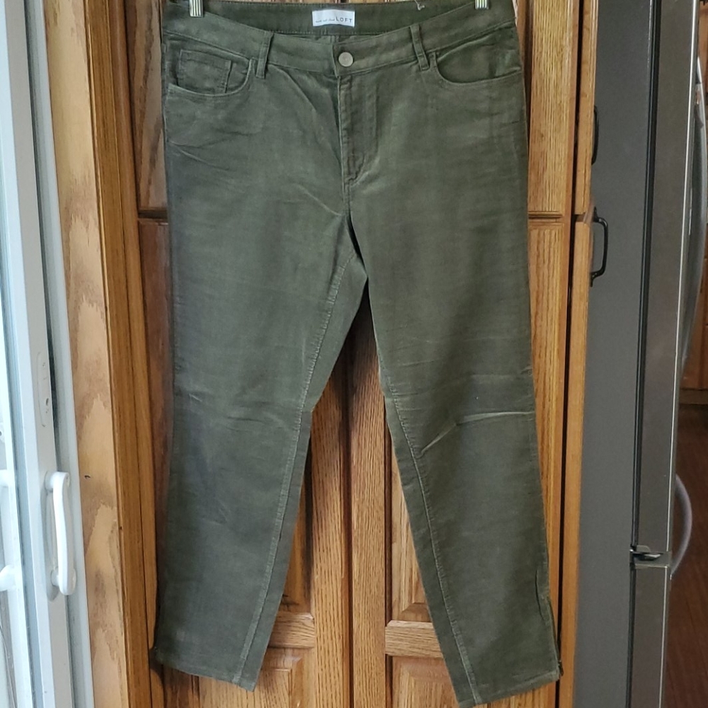 Women's Loft Corduroy Pants